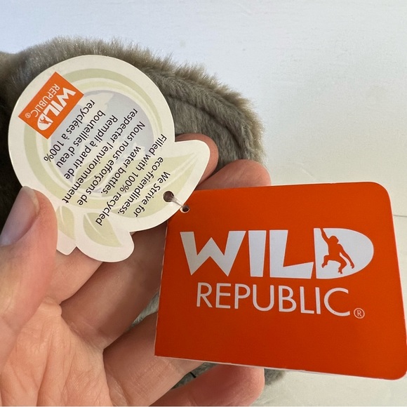 NWT Wild Republic African Elephant Stuffed Animal Toy Plush Floppsy Ears - Picture 5 of 13
